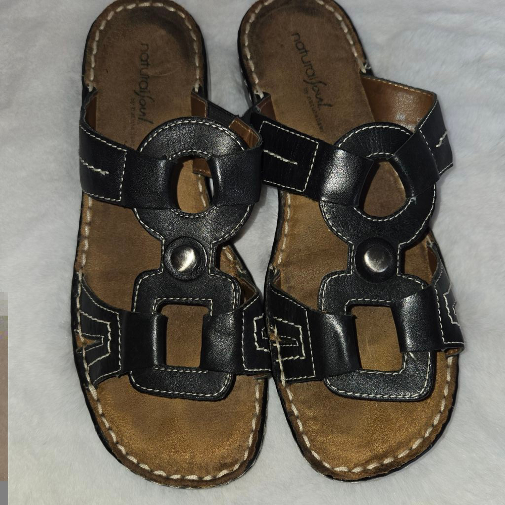Women's Natural Soul Black Leather Sandals Size 8